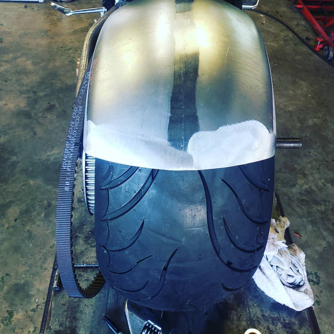 Putting some big fat rubber on a yamaha roadstar